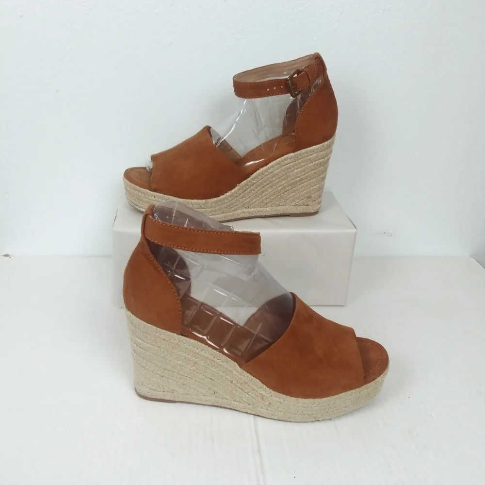 Universal Thread Emery Size 8.5 Brown Espadrilles Wedge Platform Sandals Shoes